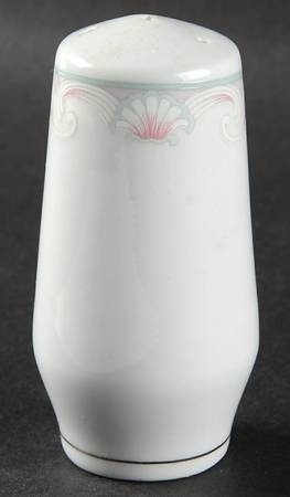 Coquille Salt Shaker