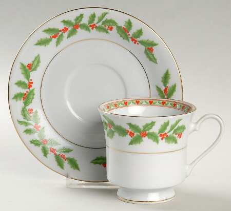 Holly Footed Cup & Saucer Set