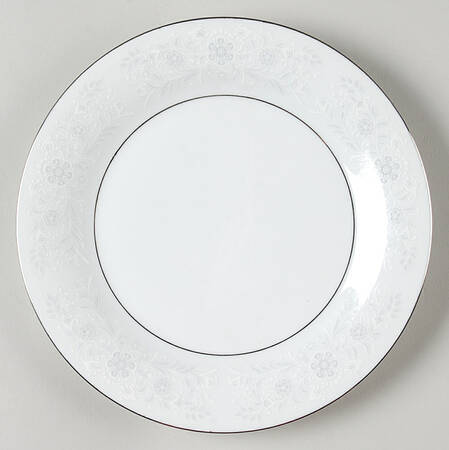 Queen's Lace Salad Plate