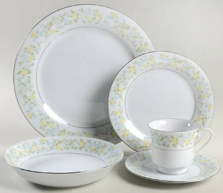 Spring Garden 5 Piece Place Setting