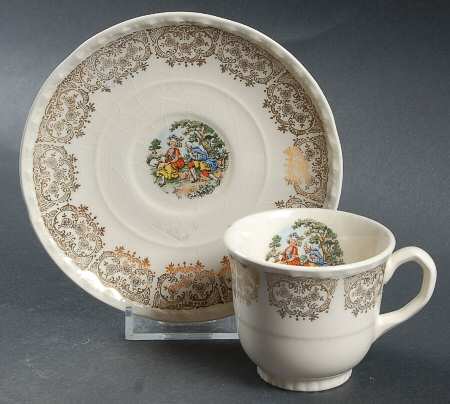 CRO10 Footed Demitasse Cup & Saucer Set