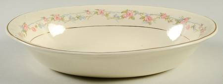 CRO19 9" Oval Vegetable Bowl