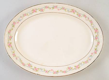 CRO19 13" Oval Serving Platter