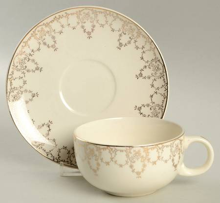 Lorraine Flat Cup & Saucer Set