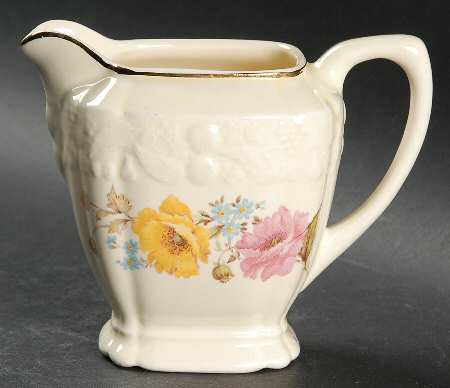 1238 Creamer