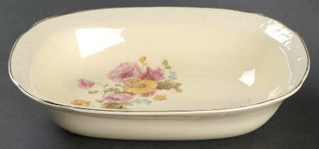 1238 9" Oval Vegetable Bowl