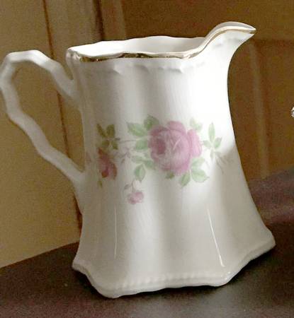CRO45 Pitcher