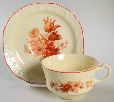 CRO50 Flat Cup & Saucer Set