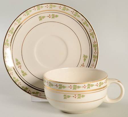 CRO69 Flat Cup & Saucer Set
