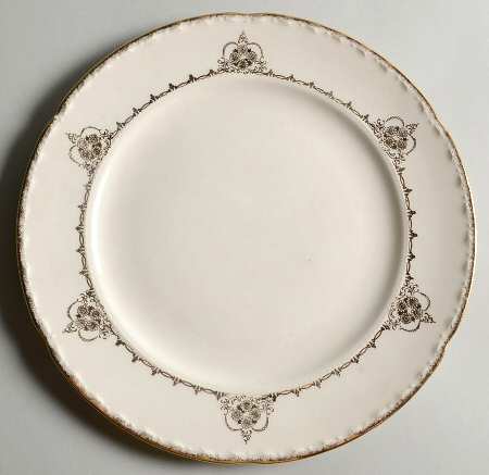 CRO9 Luncheon Plate