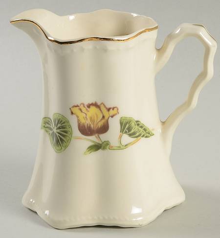 Delmar Begonia Creamer