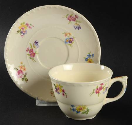 Little Bouquet Footed Cup & Saucer Set