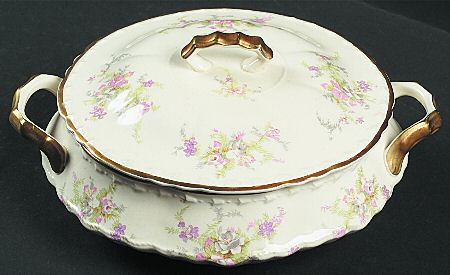Spring Blossom Round Covered Vegetable