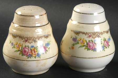 Garland Salt & Pepper Set