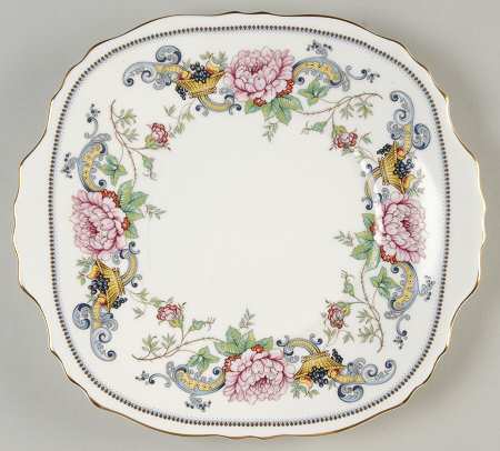 Chelsea Manor Square Handled Cake Plate
