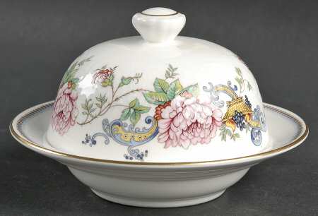Chelsea Manor Mini Round Covered Butter