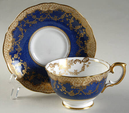 A15919-Y Footed Cup & Saucer Set