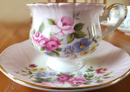 CRS31 Footed Cup & Saucer Set