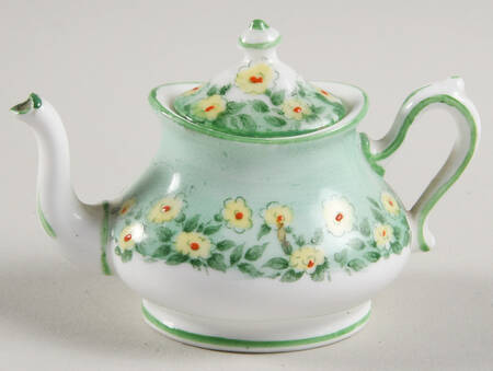 CRS32 Toy Teapot & Lid