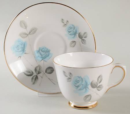 CRS5 Footed Cup & Saucer Set