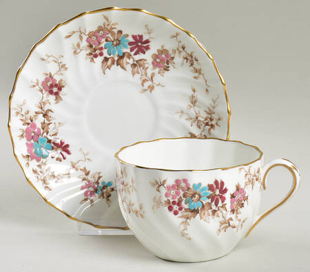 Elizabethan Flat Cup & Saucer Set