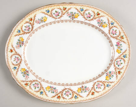 F15744 11" Oval Serving Platter
