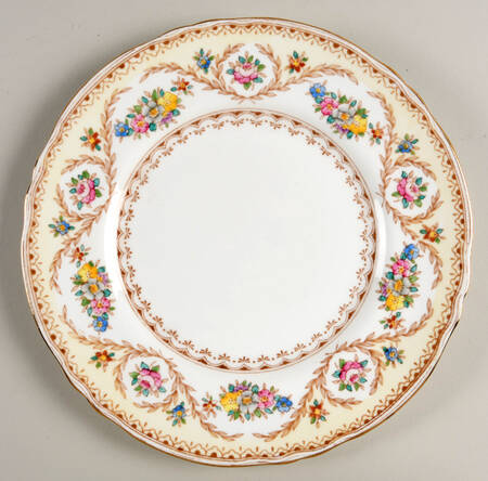 F15744 Luncheon Plate