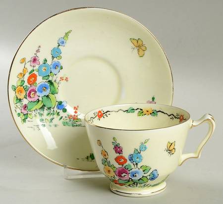 Hollyhock Footed Cup & Saucer Set