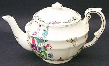 Hollyhock Mini Teapot & Lid