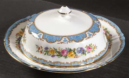 Lyric Tunis Blue (Embossed Line Rim) Round Covered Butter