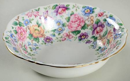 Springtime (Scalloped, Embossed) Coupe Cereal Bowl