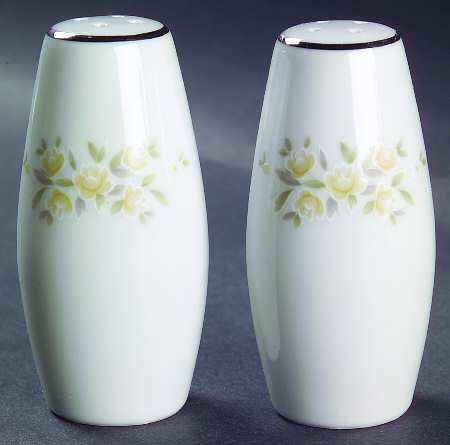 Carolyn Salt & Pepper Set