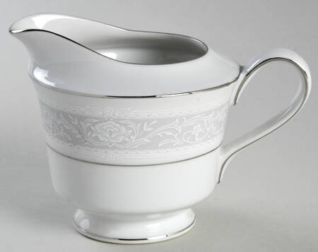 Lovelace Creamer