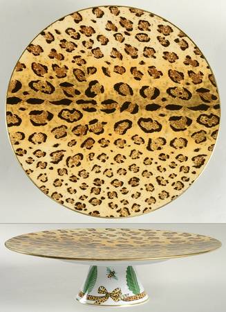Jaguar Jungle 12" Diameter Pedestal Cake Stand