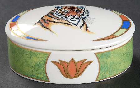 Tiger Raj Oval Box & Lid