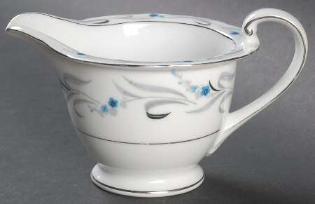 Seabreeze Creamer