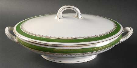 21170 Green (Altwasser) Oval Covered Vegetable