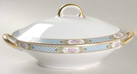 2241 (Altwasser) Oval Covered Vegetable