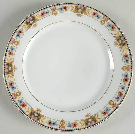 2251 Luncheon Plate