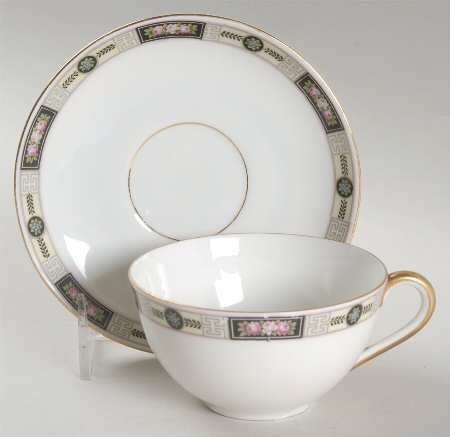 2131 Flat Cup & Saucer Set
