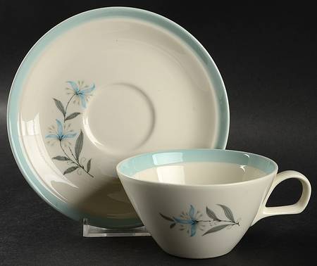 Avalon Flat Cup & Saucer Set