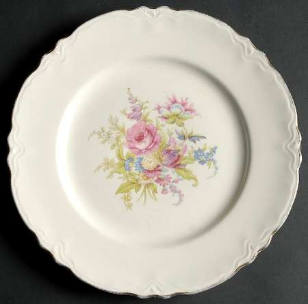 Avon (Scalloped) Luncheon Plate