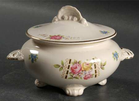Colonial Sugar Bowl & Lid