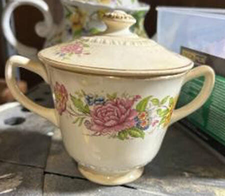 Greenbriar Sugar Bowl & Lid