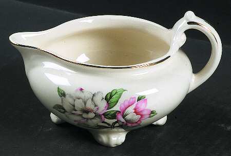 Magnolia Creamer