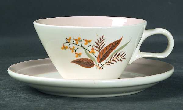 Vogue Flat Cup & Saucer Set