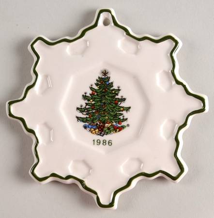 Christmas Tree (Narrow Green Band) Ornament