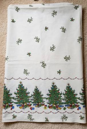 Christmas Tree (Wide Green Band) 60" X 82" Rectangular Tablecloth