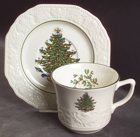 Dickens Embossed Christmas (Cream) Breakfast Cup & Saucer Set