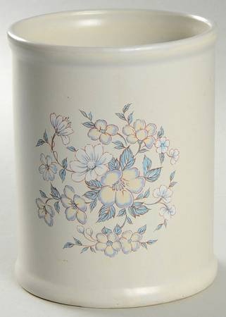 Ashberry Utensil Holder